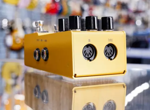 Store Special Product - Walrus Audio - Mako Series ACS1 Amp + Cab Simulator Pedal